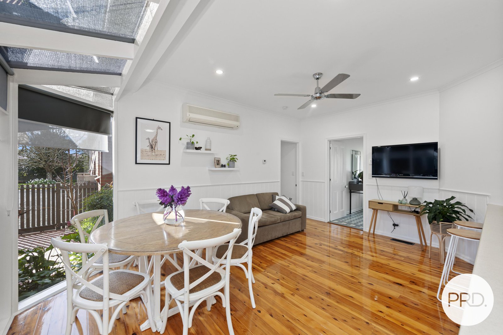 10 Banyule Drive DELACOMBE 5