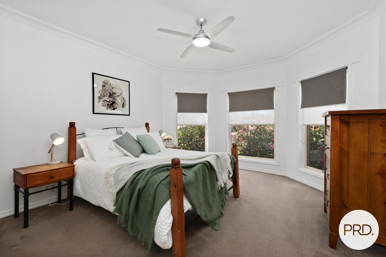 10 Banyule Drive DELACOMBE 10