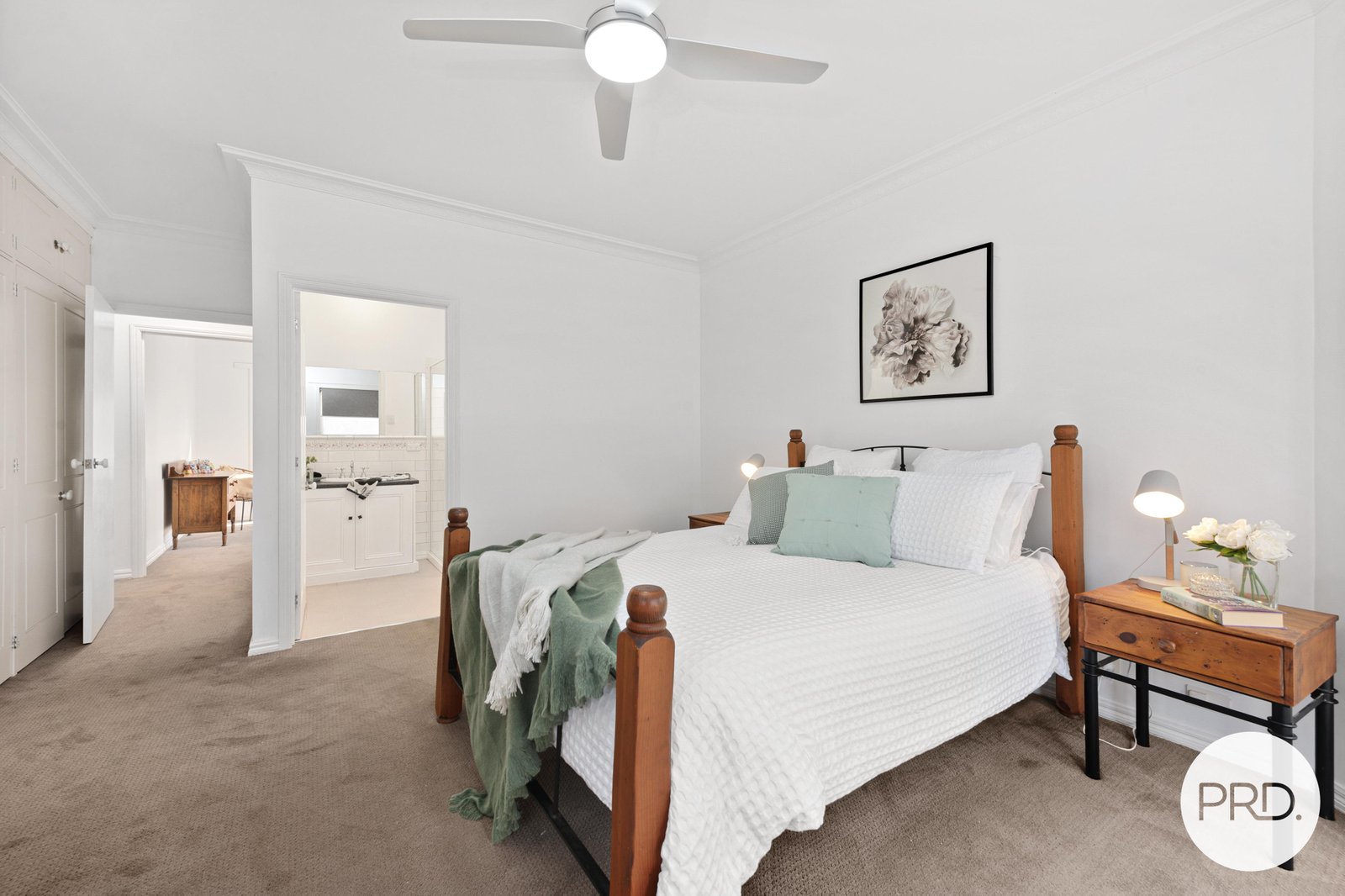 10 Banyule Drive DELACOMBE 11