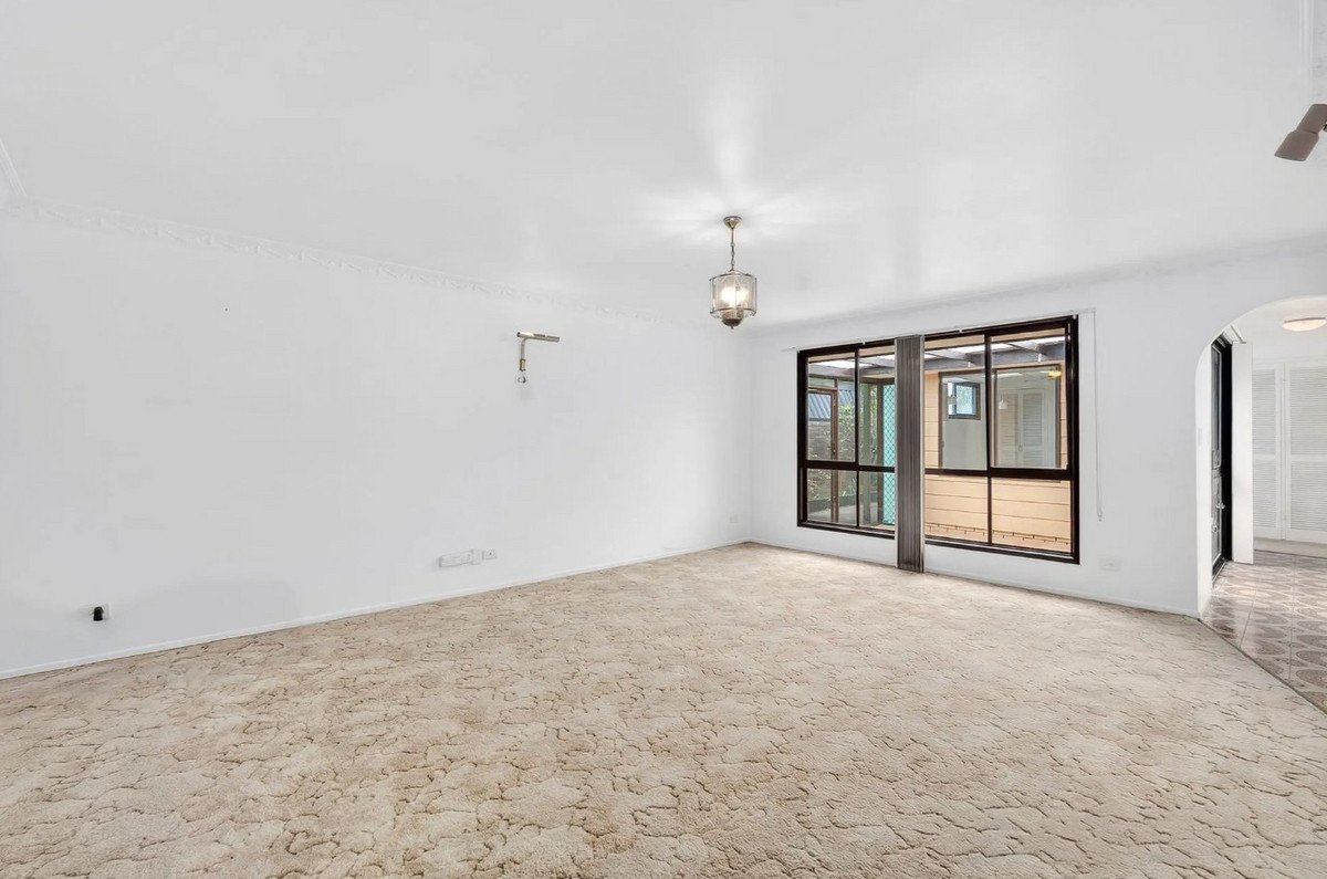 10 Barklya Place Palm Beach 5