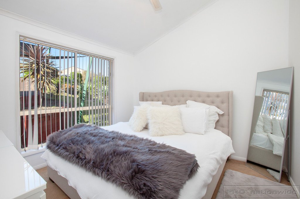 10 Barrellier Close RAYMOND TERRACE 12