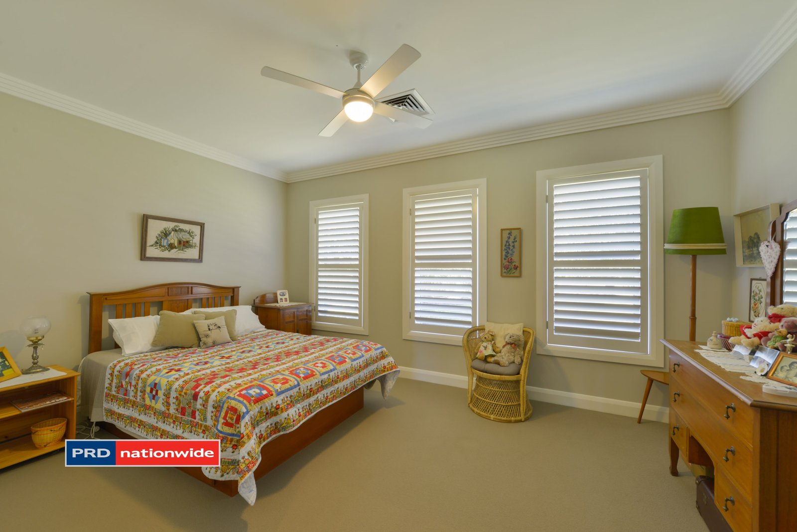 10 Barrington Drive TAMWORTH 8