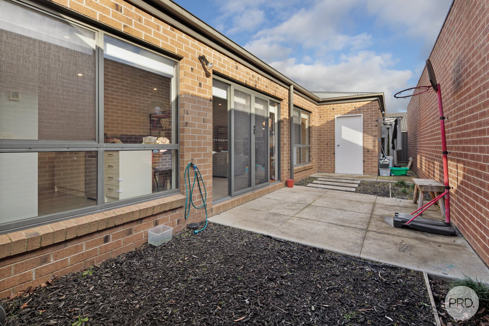 10 Bastow Lane LUCAS 12