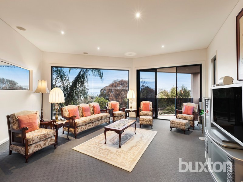 Gallery: 10 Beach Road