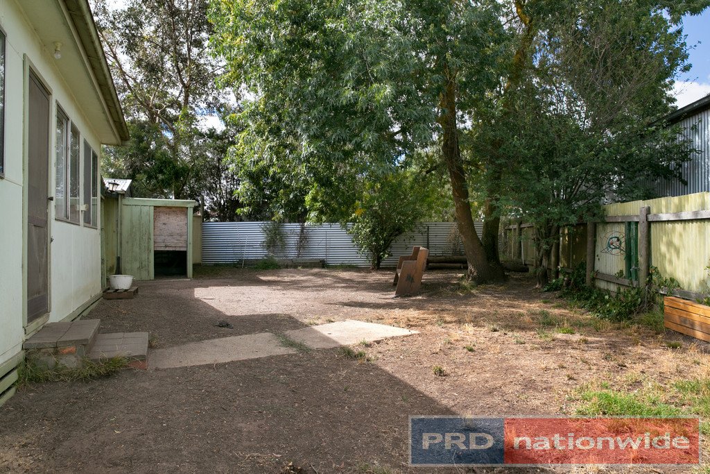 10 Beaufort Road SKIPTON 8
