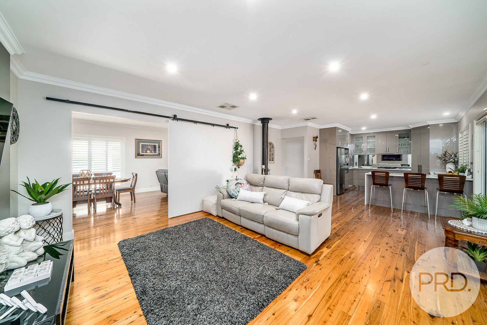 10 Bell Gum Place LAKE ALBERT 5