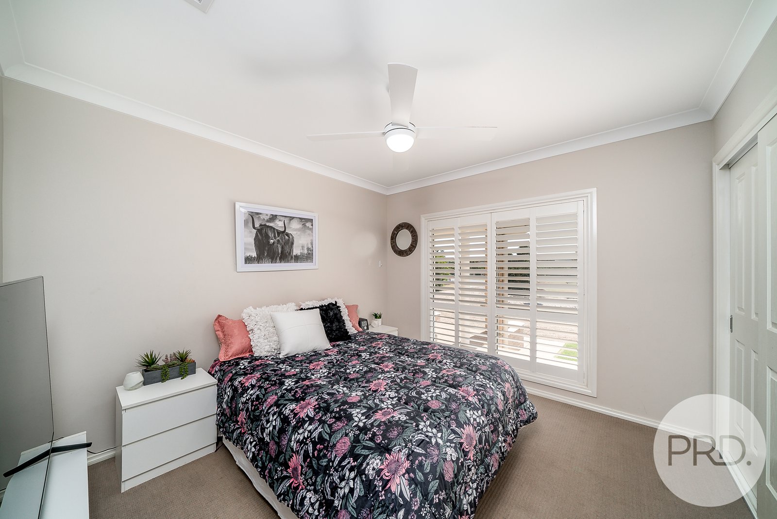 10 Bell Gum Place LAKE ALBERT 13