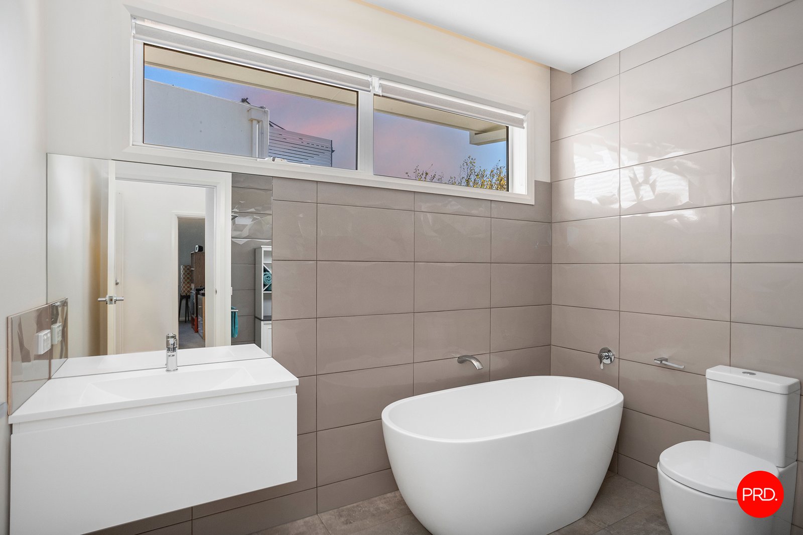 10 Belladonna Rise KANGAROO FLAT 24