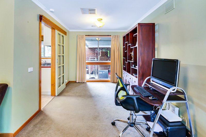 10 Bells Lane BROWN HILL 6