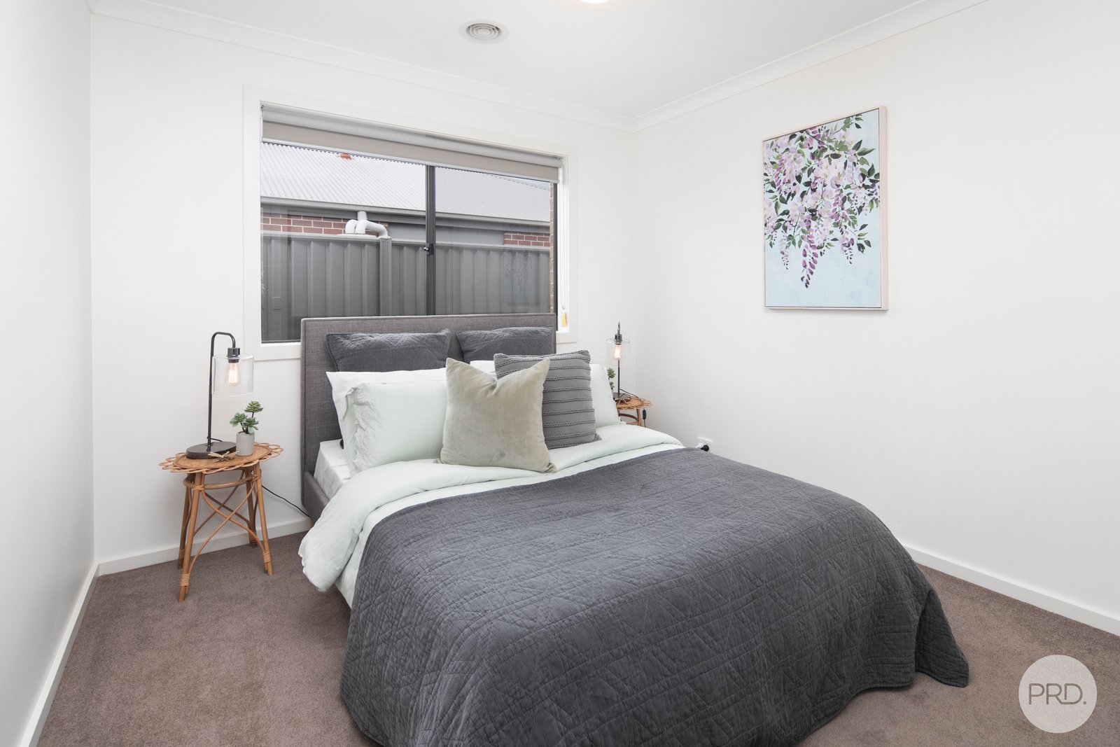 10 Bennett Street CANADIAN 16