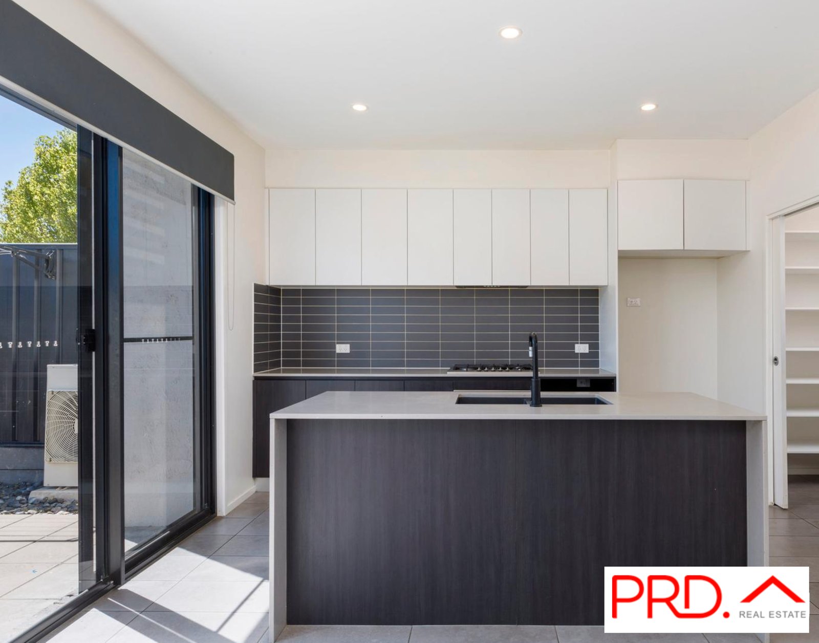 10 Bernard Heinze Avenue MONCRIEFF 5