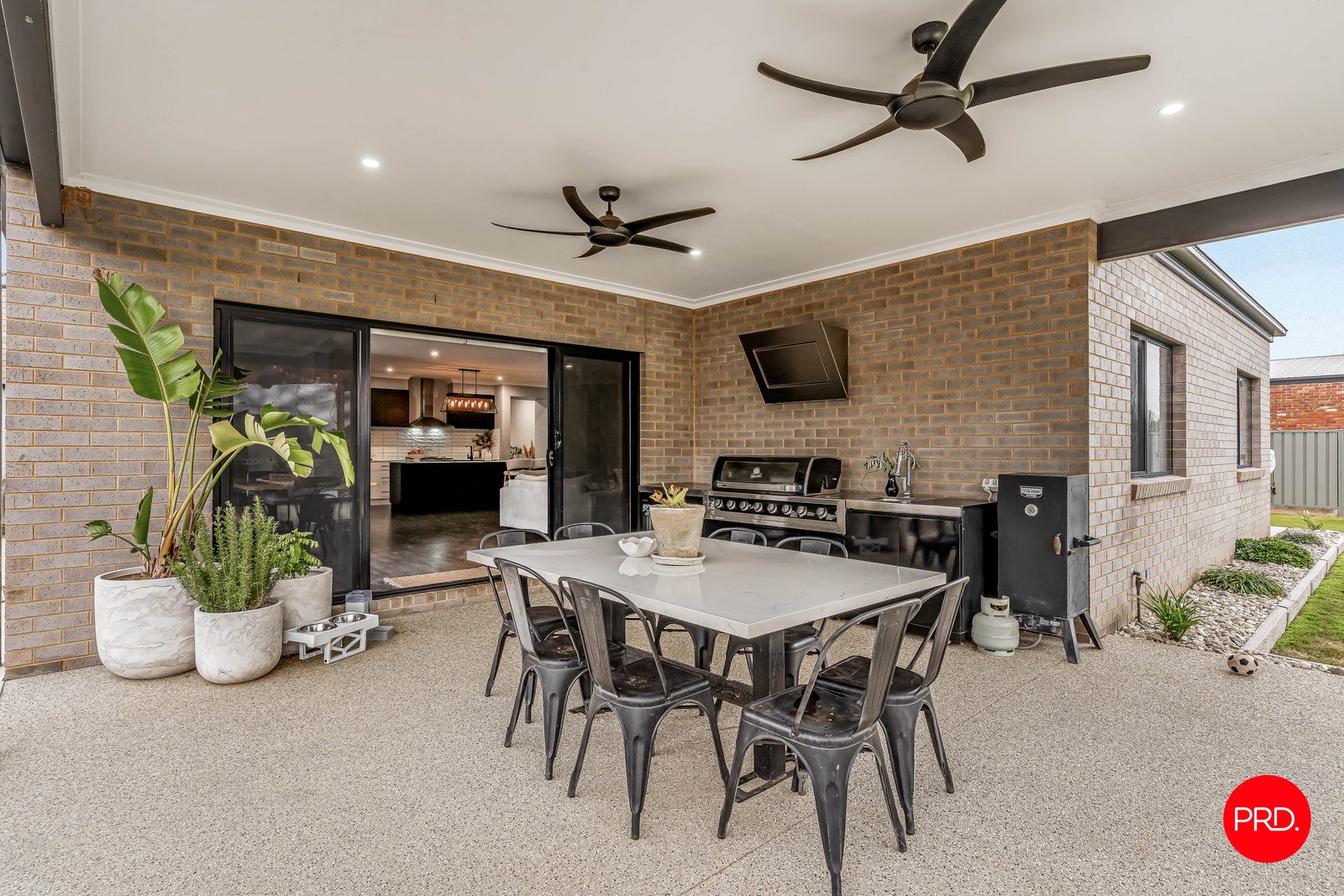 10 Bluestone Street HUNTLY 16