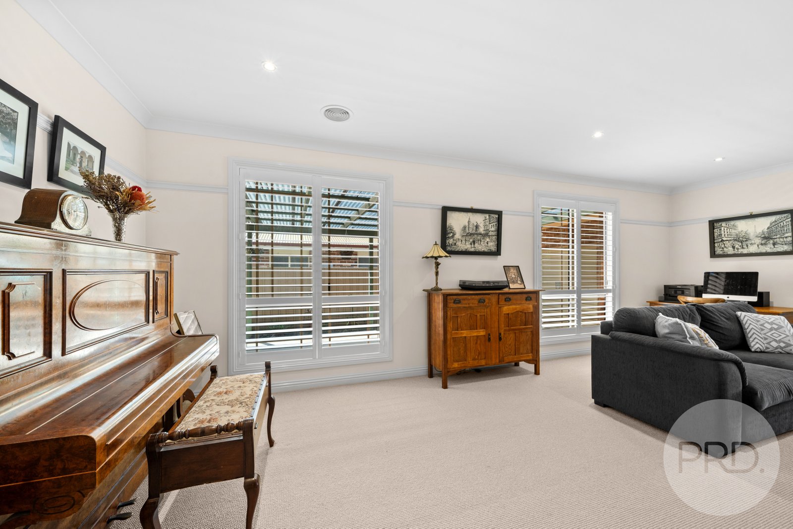 10 Bocquet Street LAKE ALBERT 5