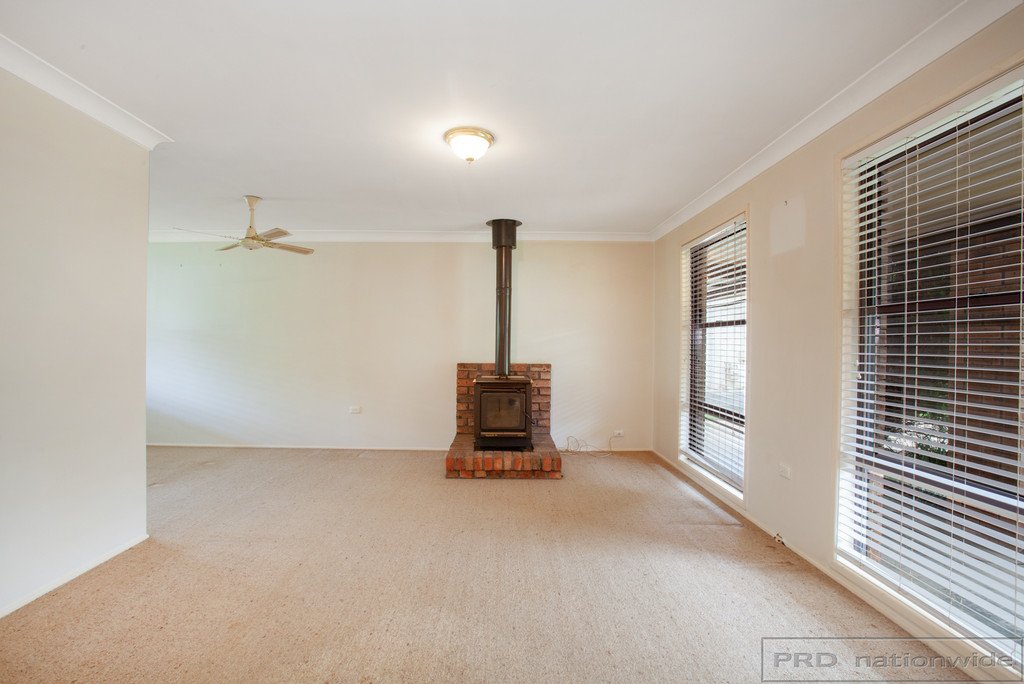 10 Bolwarra Road BOLWARRA 2