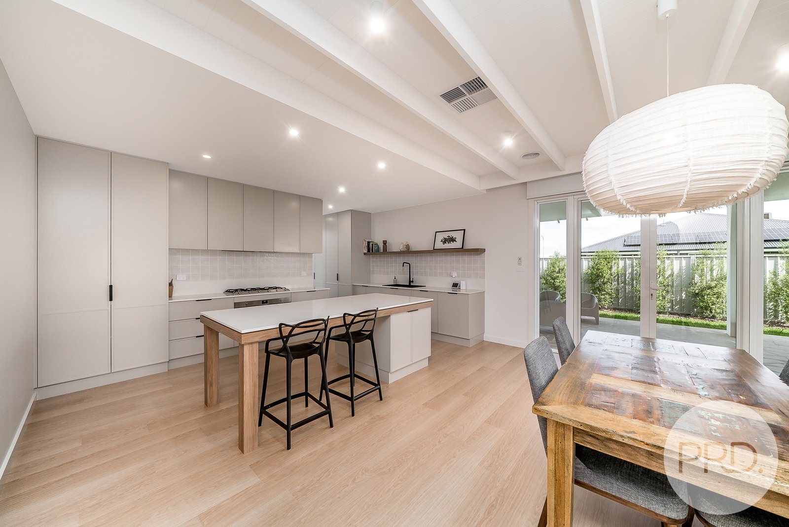 10 Bondi Crescent GOBBAGOMBALIN 4