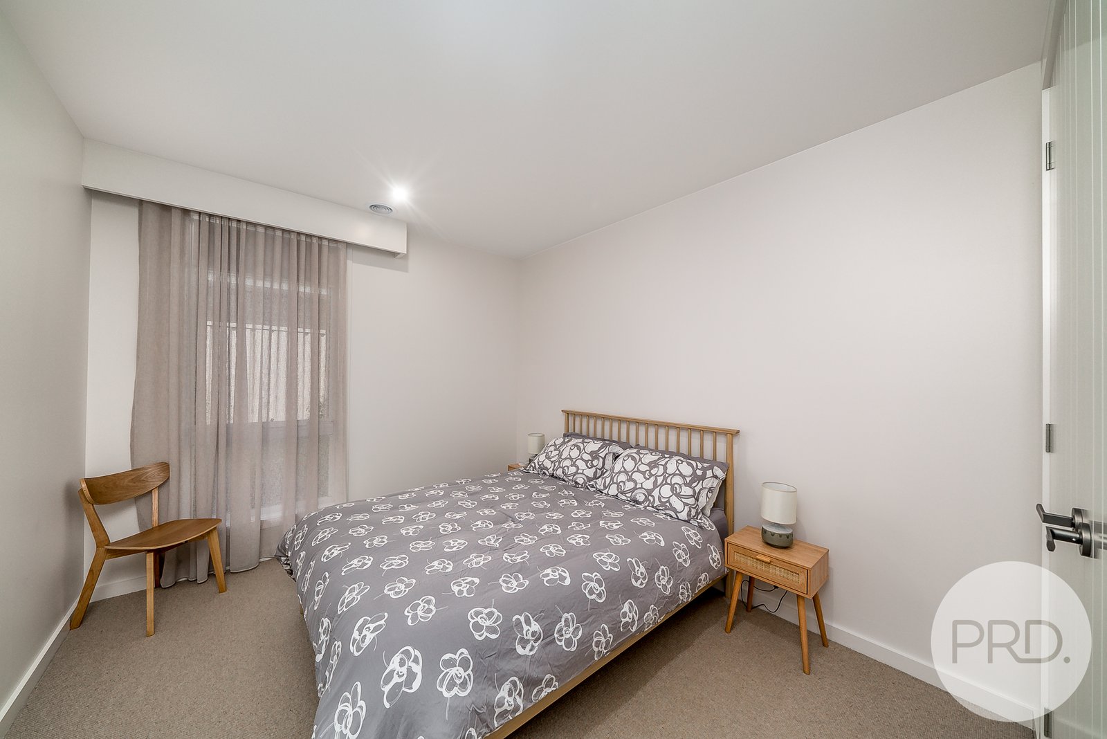 10 Bondi Crescent GOBBAGOMBALIN 16