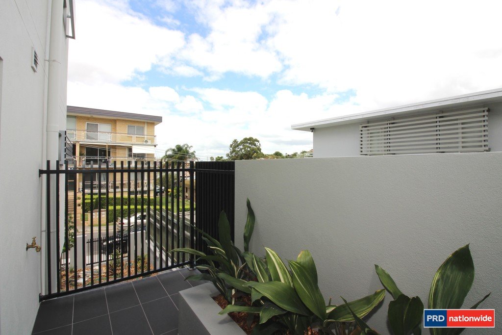 10 Botany Street CLAYFIELD 12