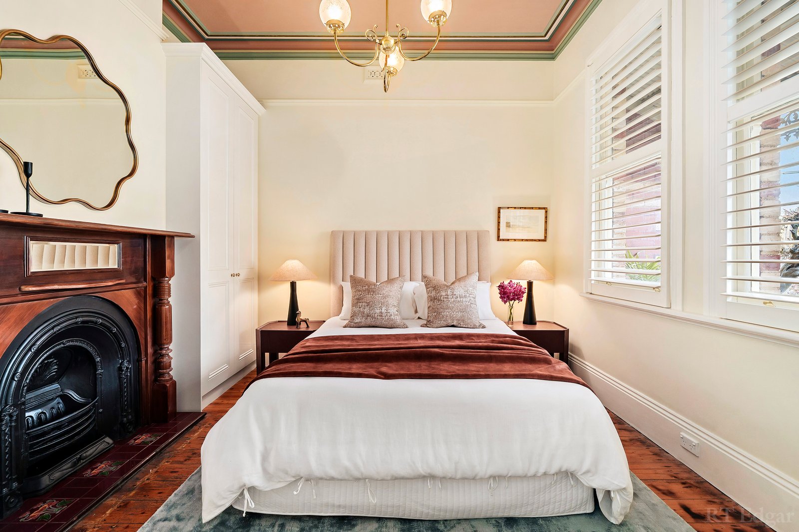 Real Estate and Property in 10 Bow Crescent, Camberwell, VIC