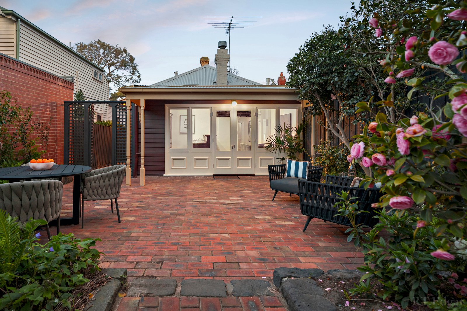 Real Estate and Property in 10 Bow Crescent, Camberwell, VIC