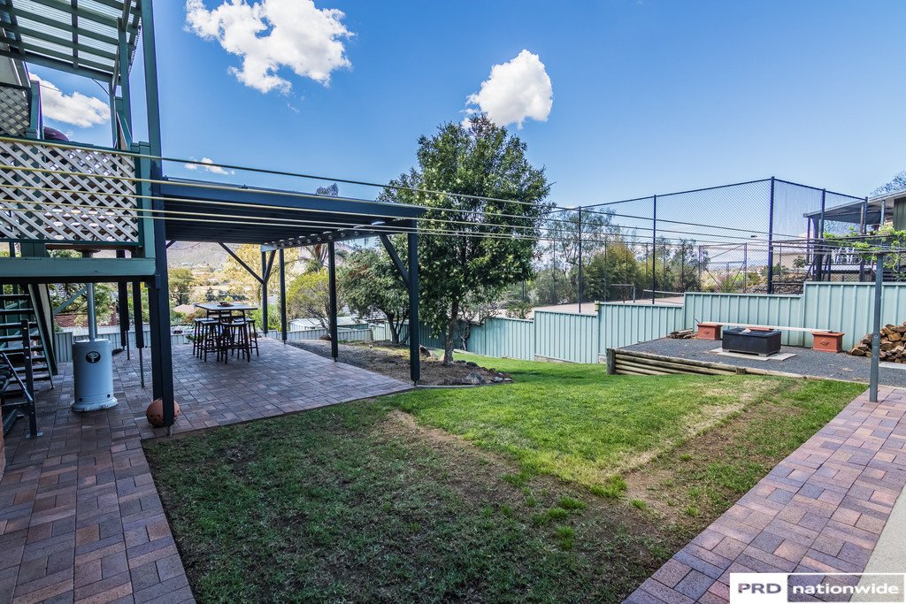 10 Bradley Place TAMWORTH 20