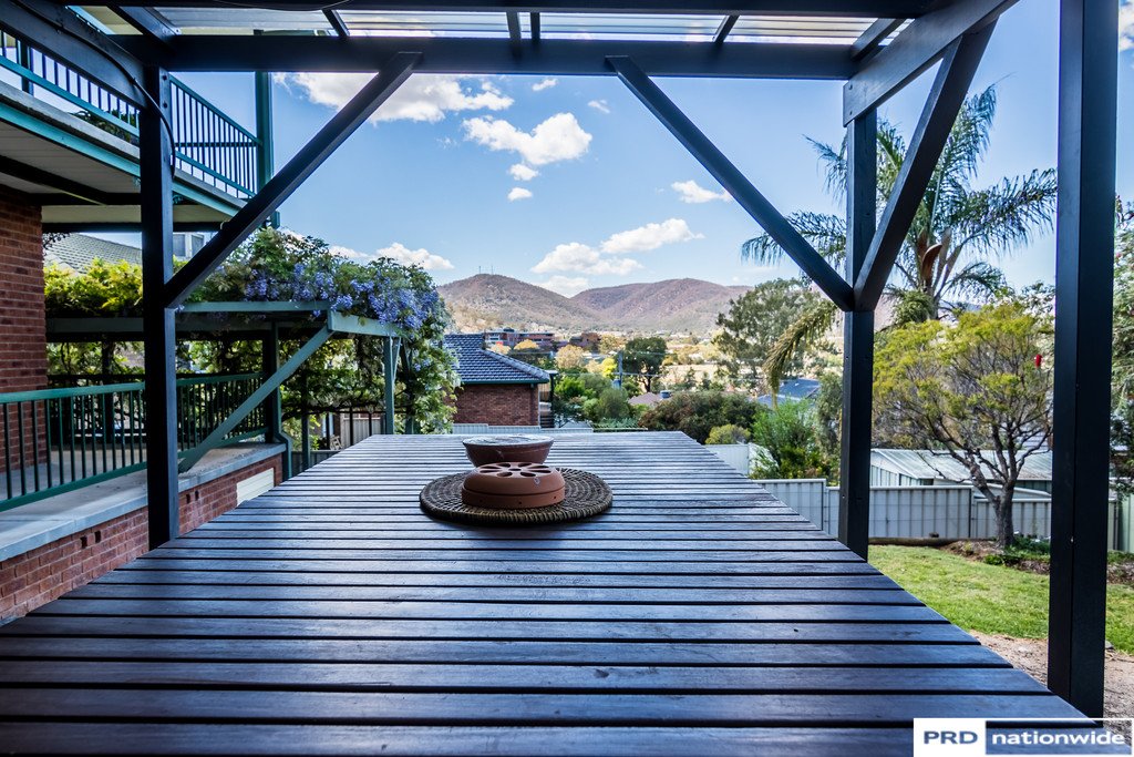 10 Bradley Place TAMWORTH 22