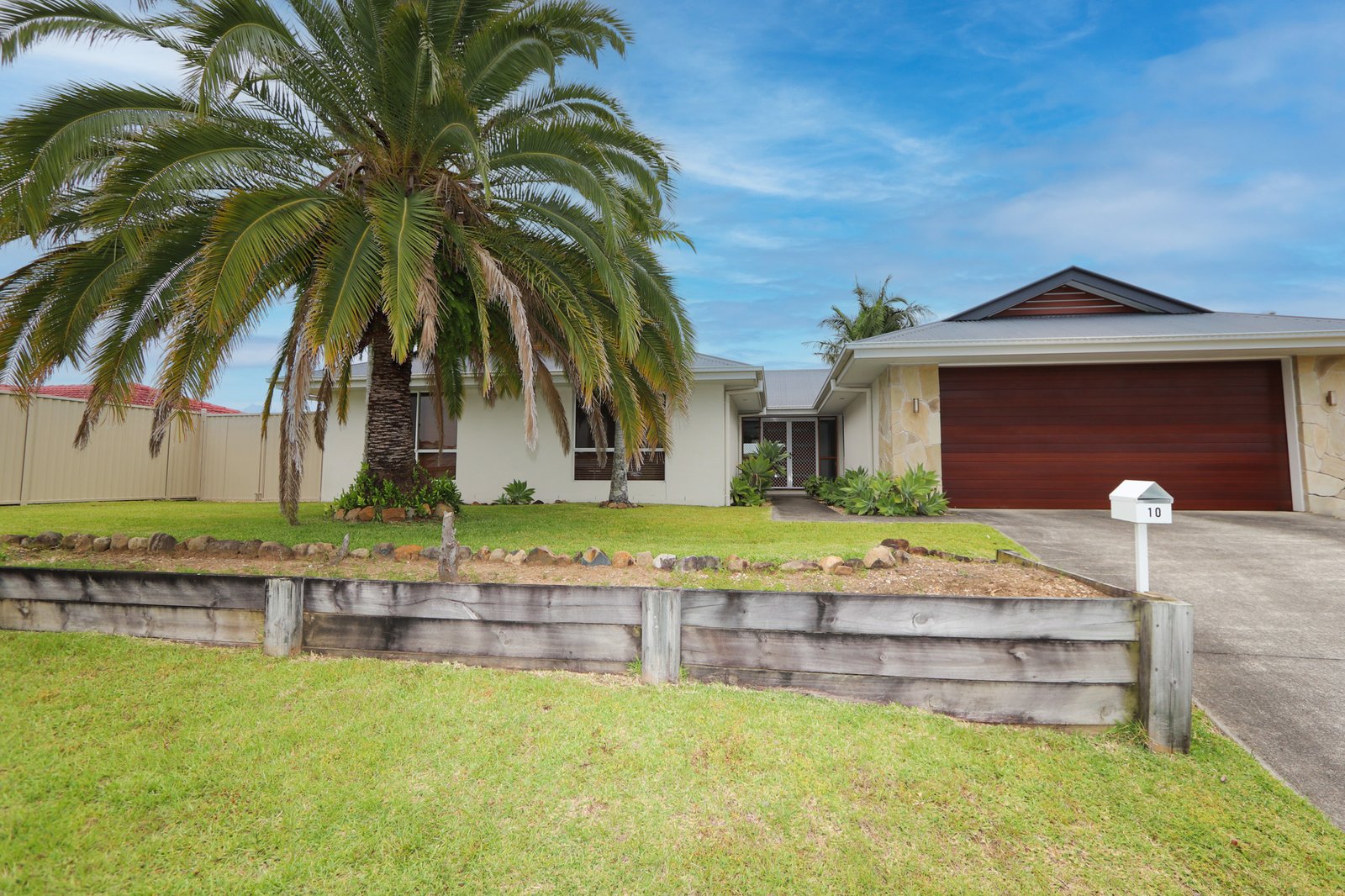 10 Breakspear Road MOLENDINAR 1