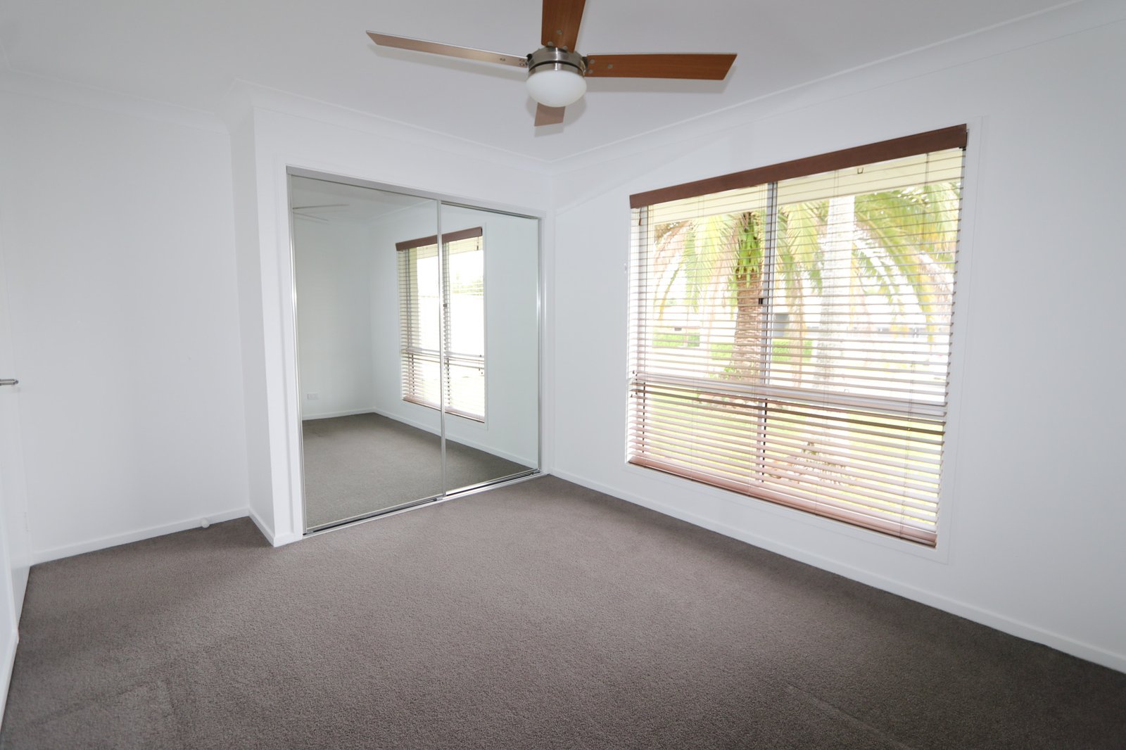 10 Breakspear Road MOLENDINAR 12