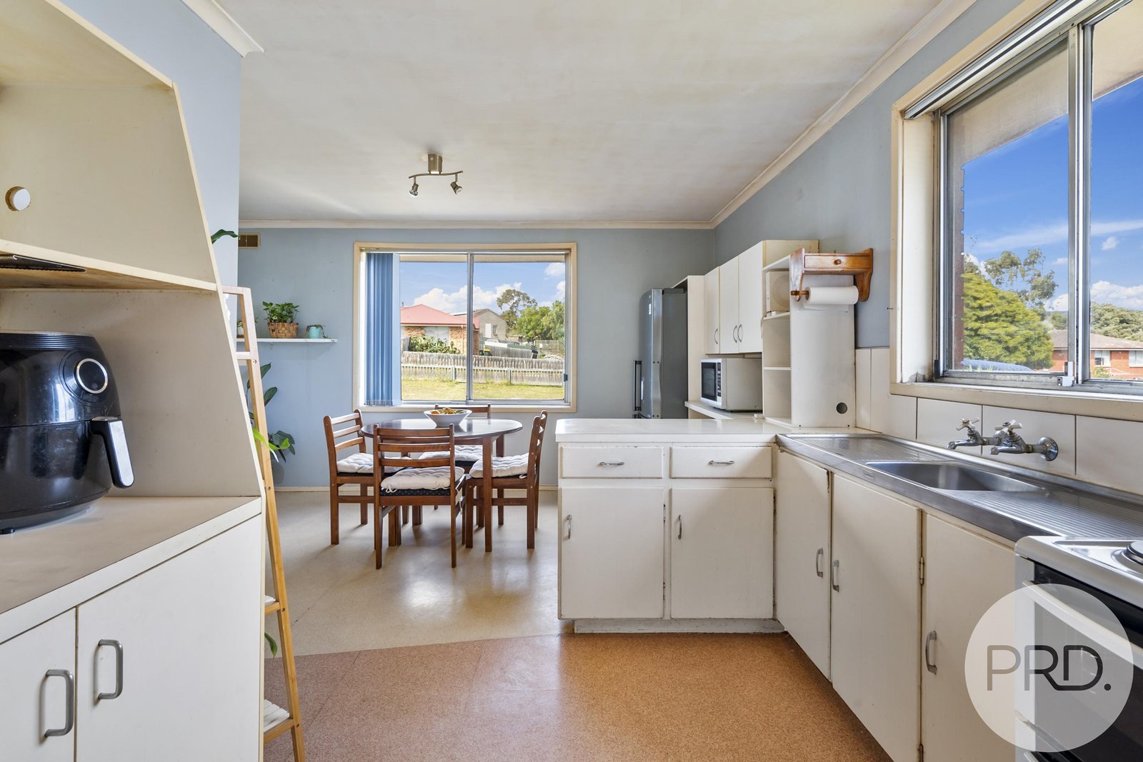 10 Bromley Street BRIDGEWATER 13