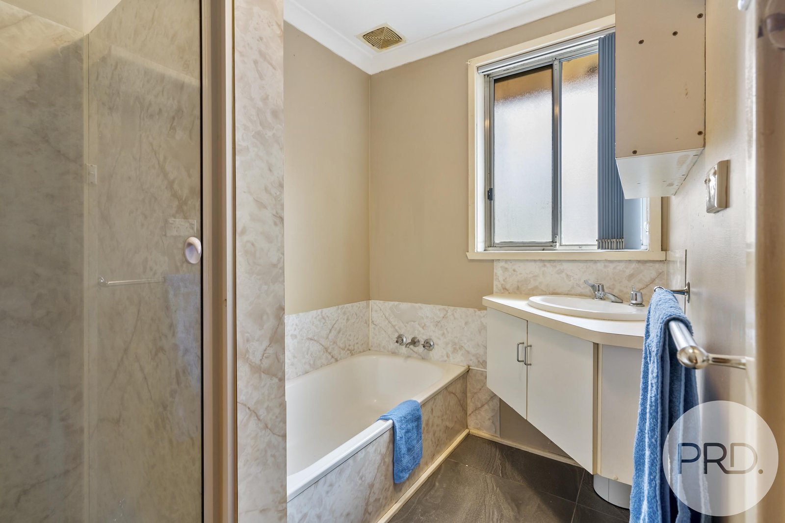 10 Bromley Street BRIDGEWATER 16