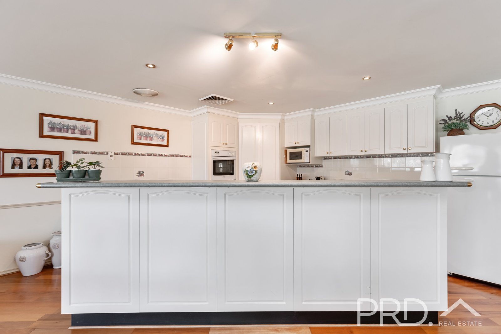 10 Bundara Crescent TUMUT 4