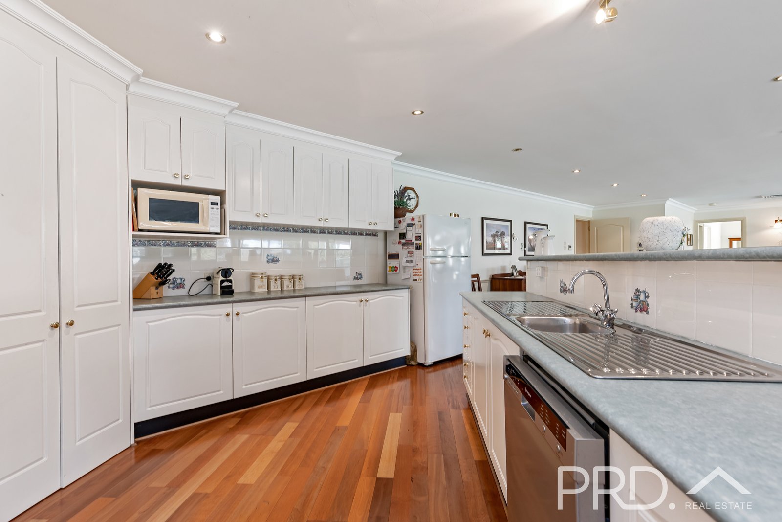 10 Bundara Crescent TUMUT 5