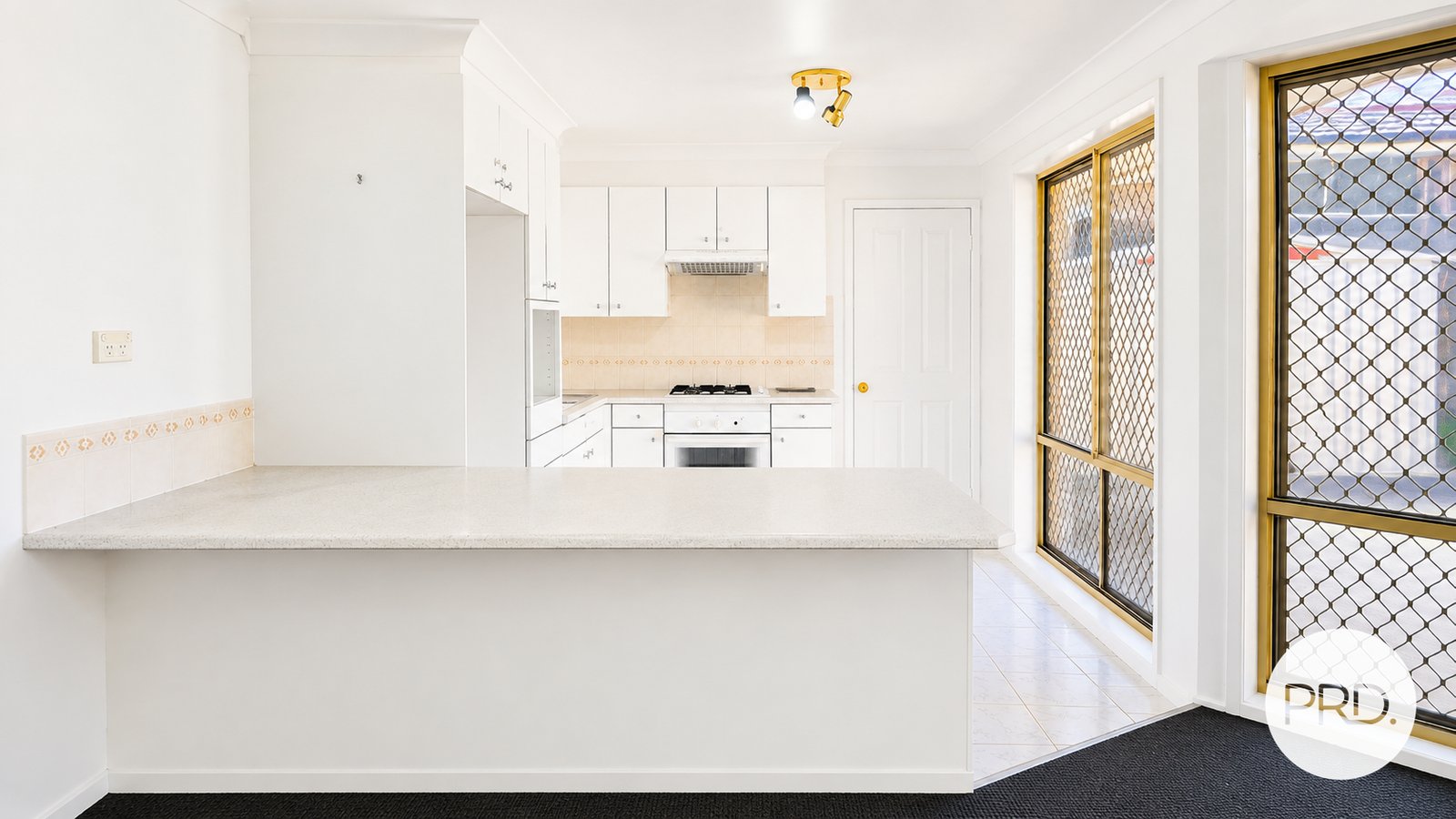 10 Bungonia Street PRESTONS 6