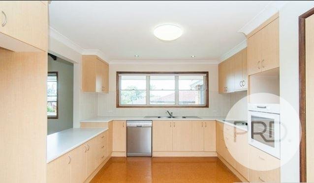 10 Burgundy Street CARSELDINE 4