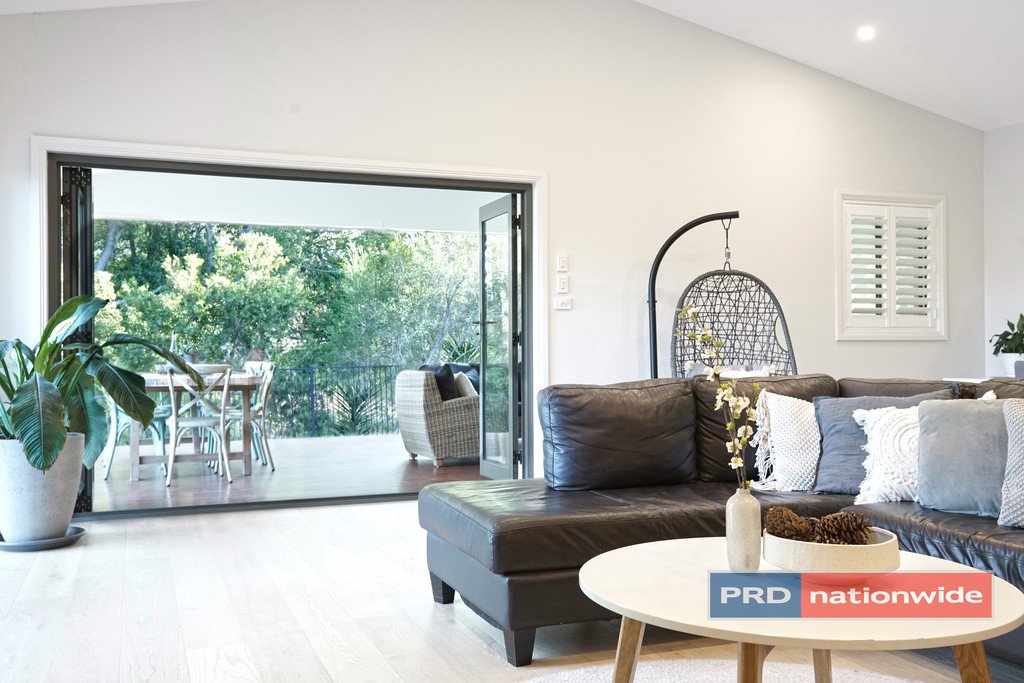 10 Buring Avenue LEONAY 4