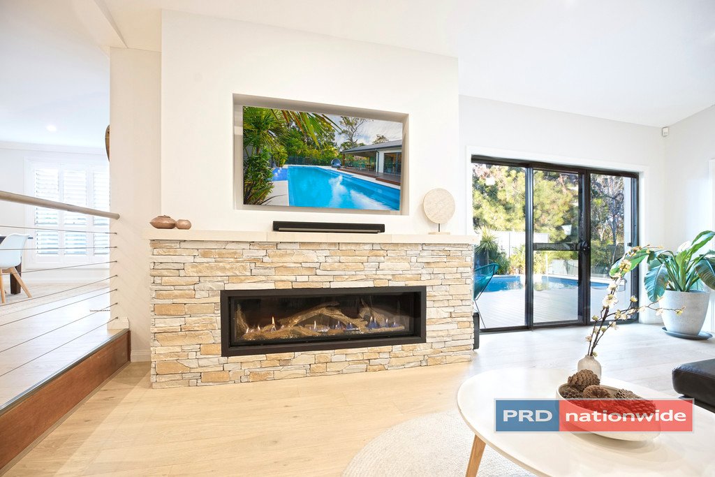 10 Buring Avenue LEONAY 13