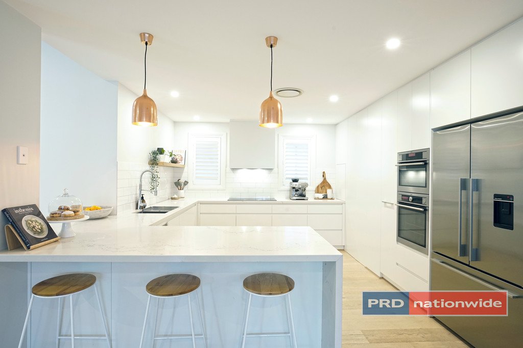 10 Buring Avenue LEONAY 16