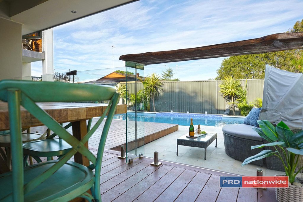 10 Buring Avenue LEONAY 26