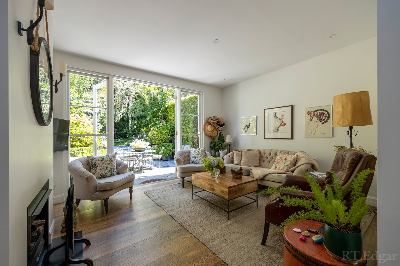 Real Estate and Property in 10 Burnie Street, Toorak, VIC