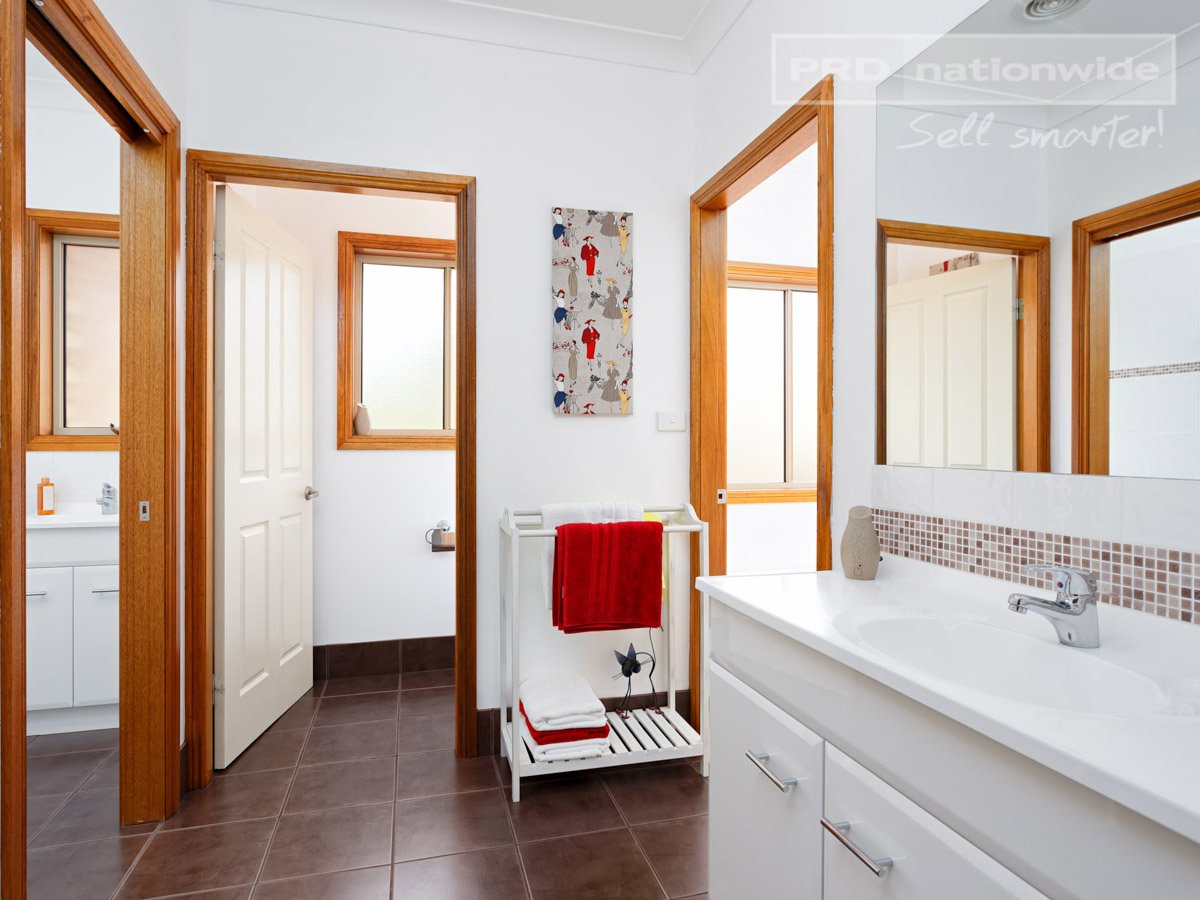 10 Butterbush Road GREGADOO 12