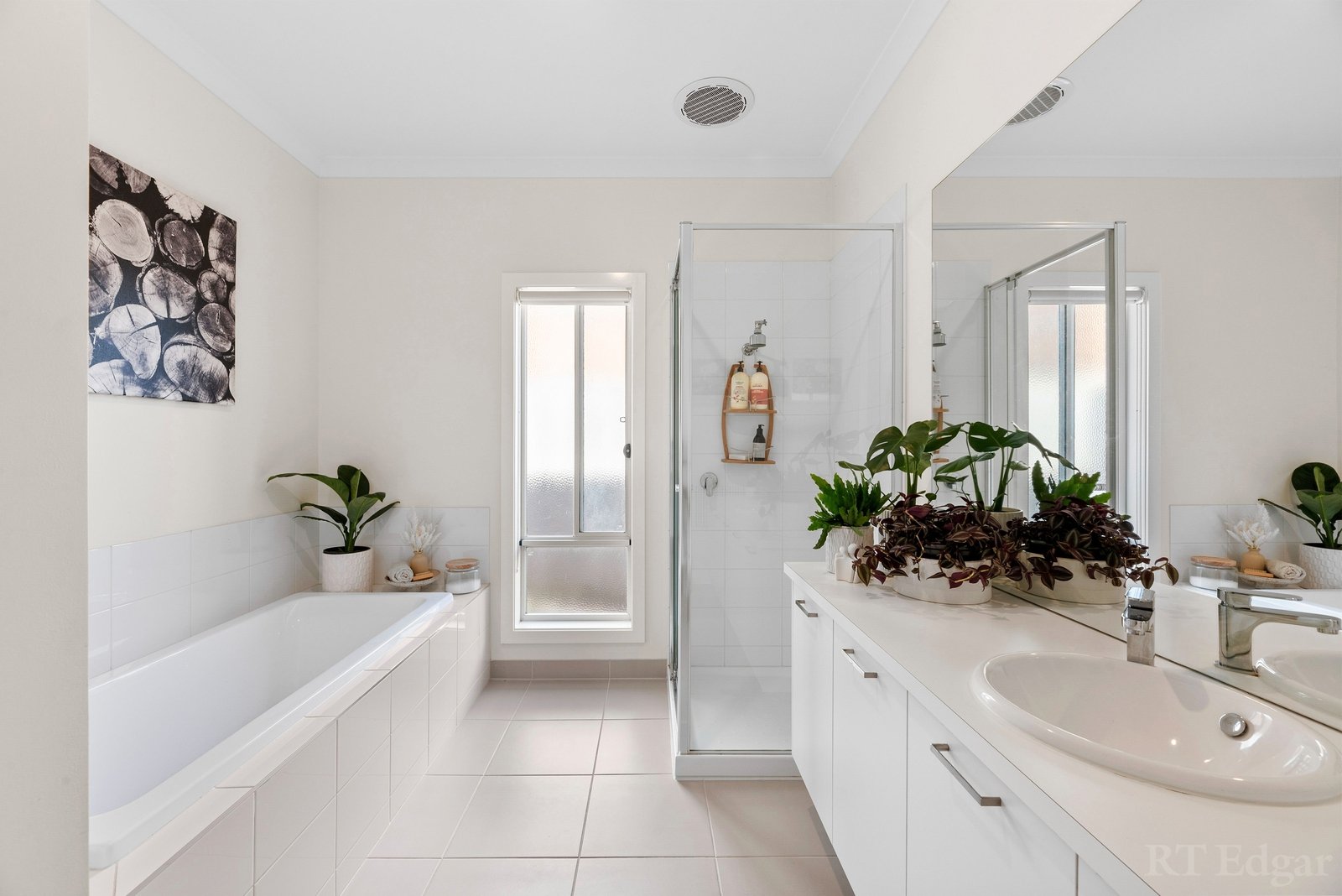 Real Estate and Property in 10 Calcium Park Crescent, Point Lonsdale, VIC