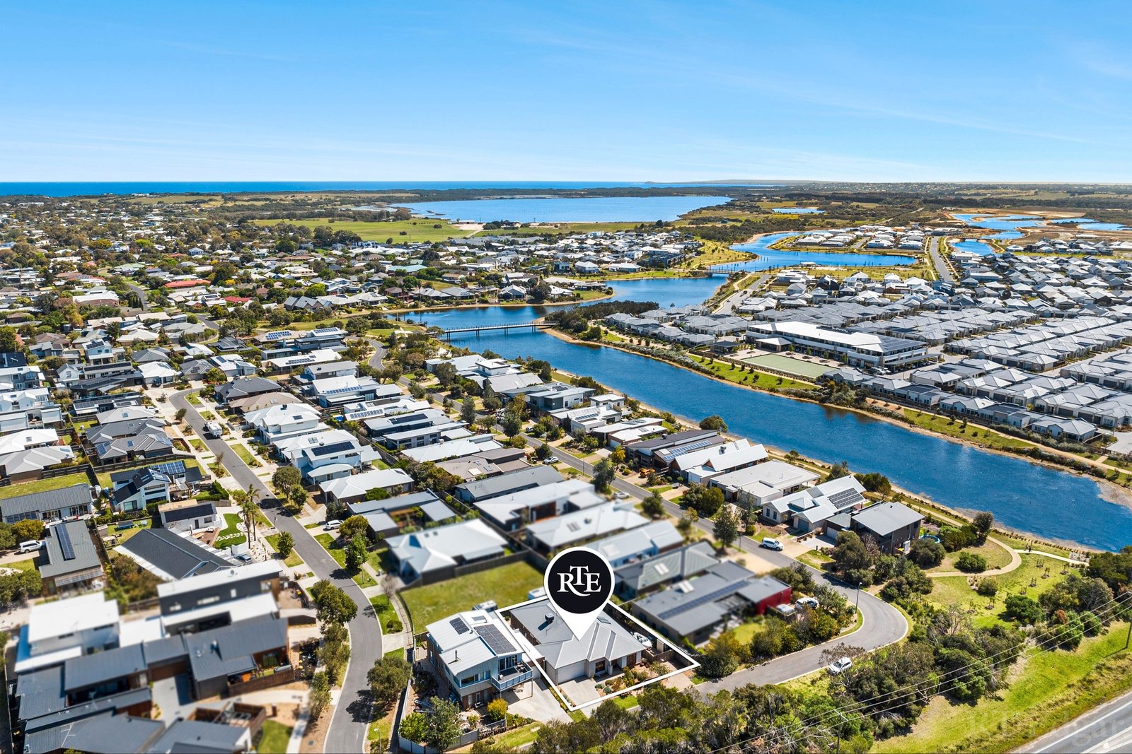 Real Estate and Property in 10 Calcium Park Crescent, Point Lonsdale, VIC