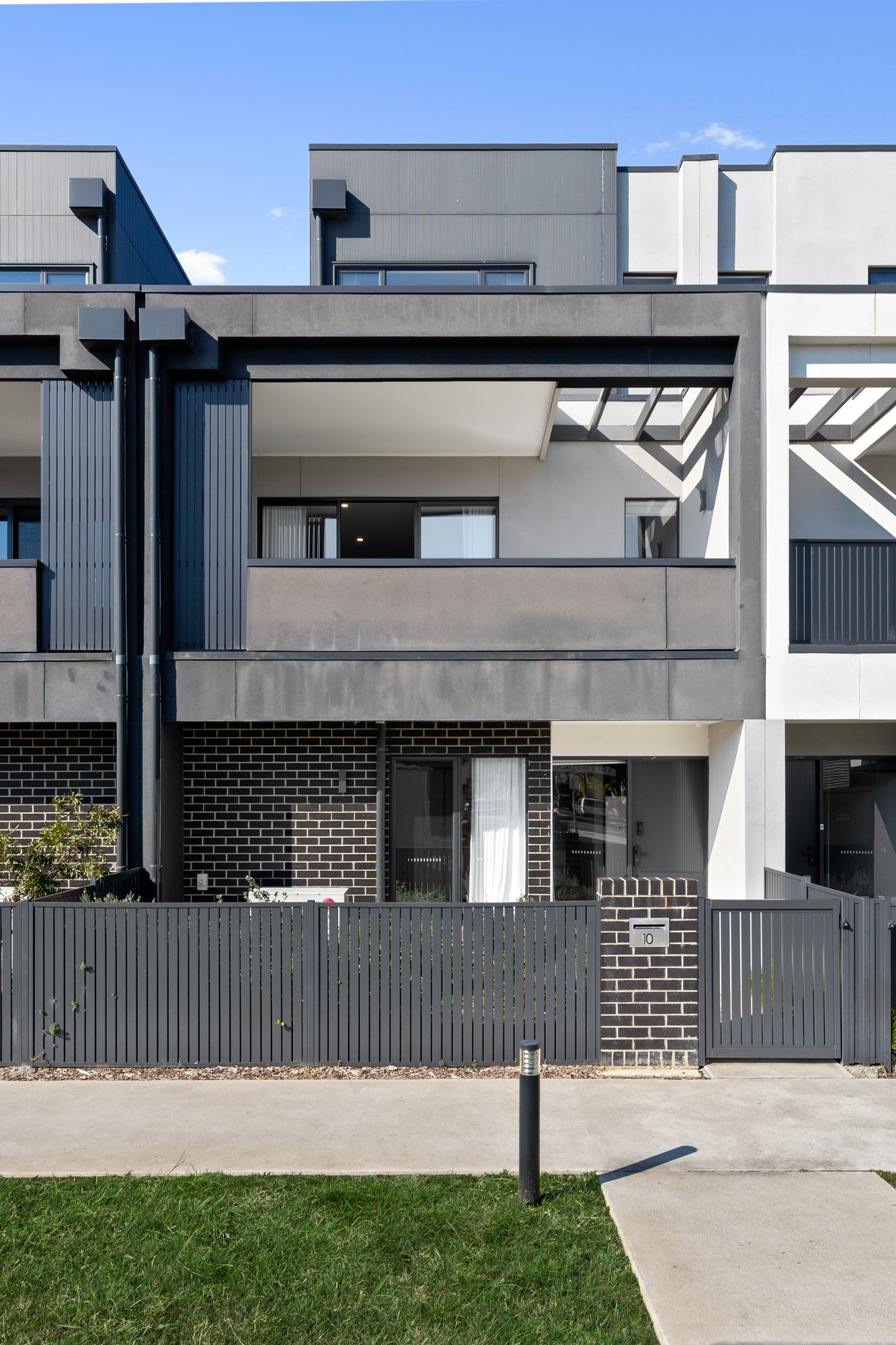 Gallery: 10 Calibre Retreat