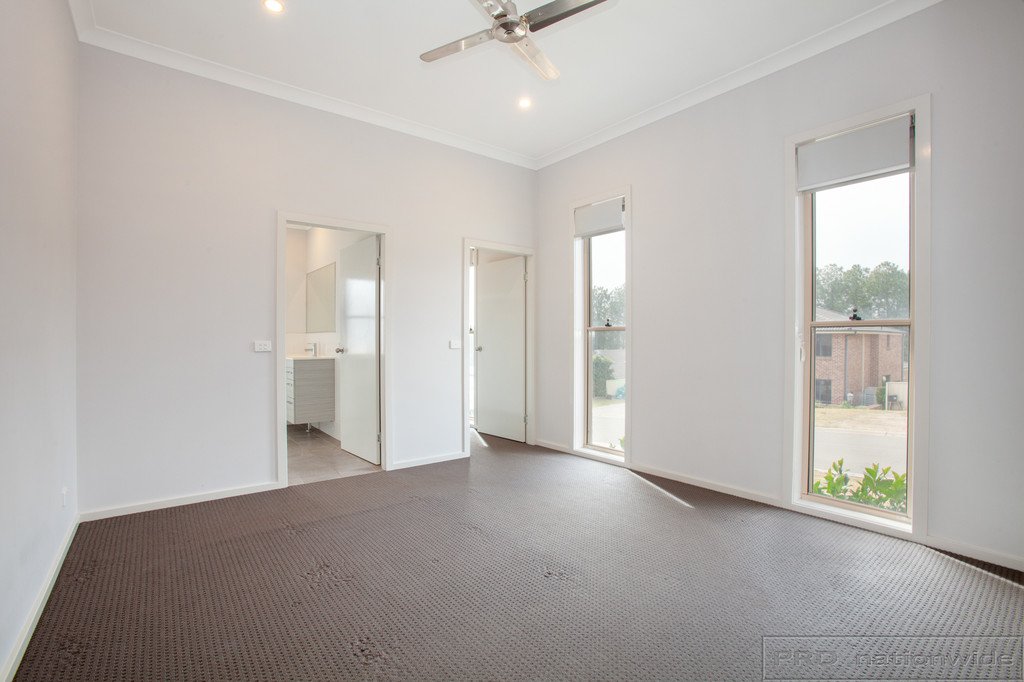 10 Cambrian Place EAST MAITLAND 9