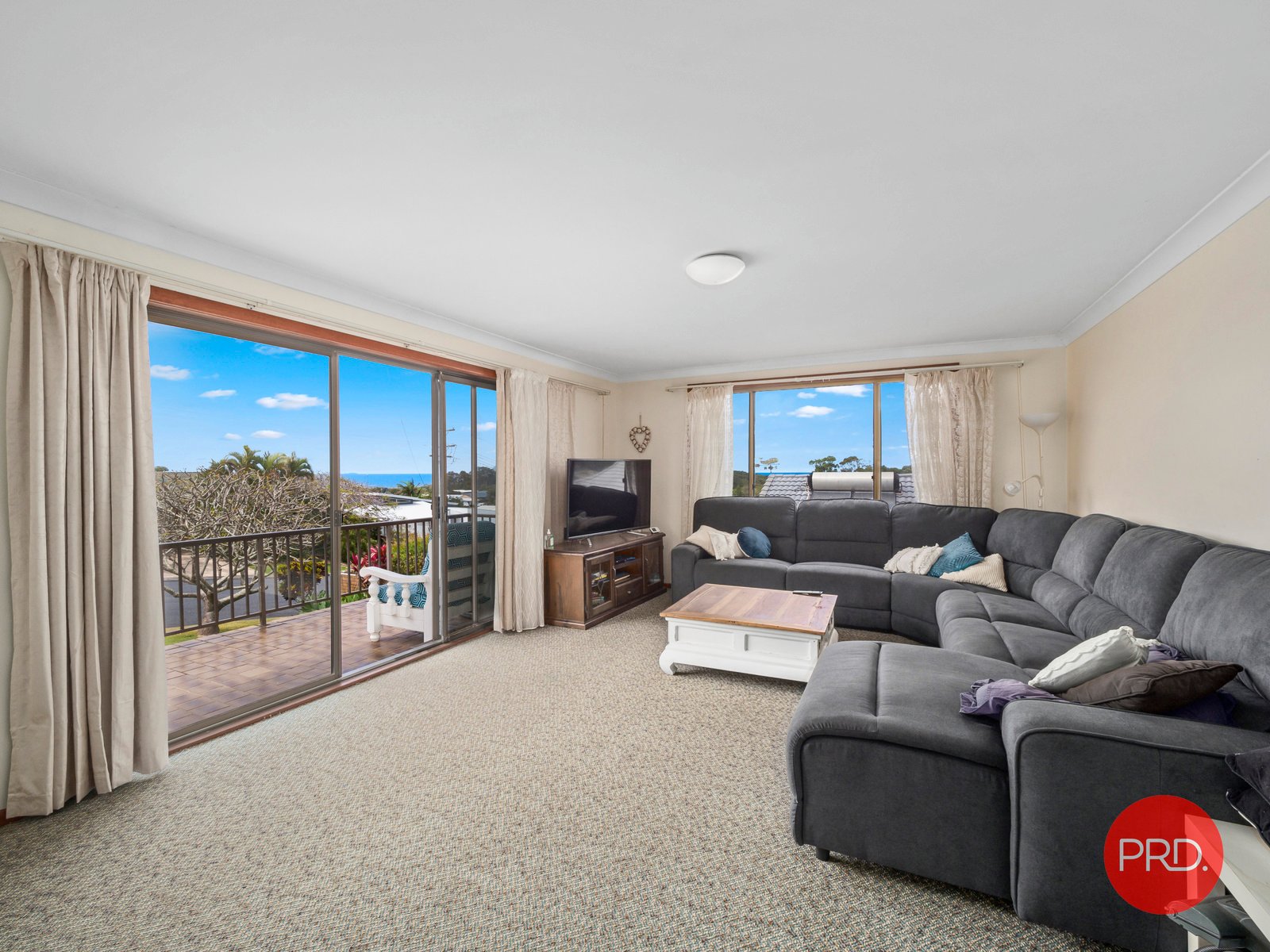 10 Campbell Street SAFETY BEACH 5