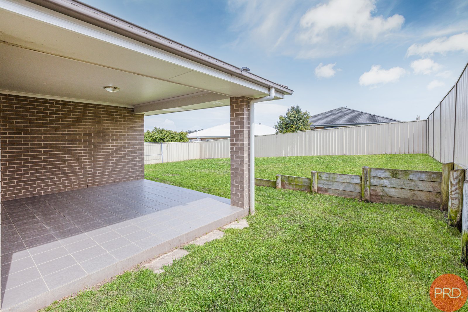 10 Campden Street THORNTON 24