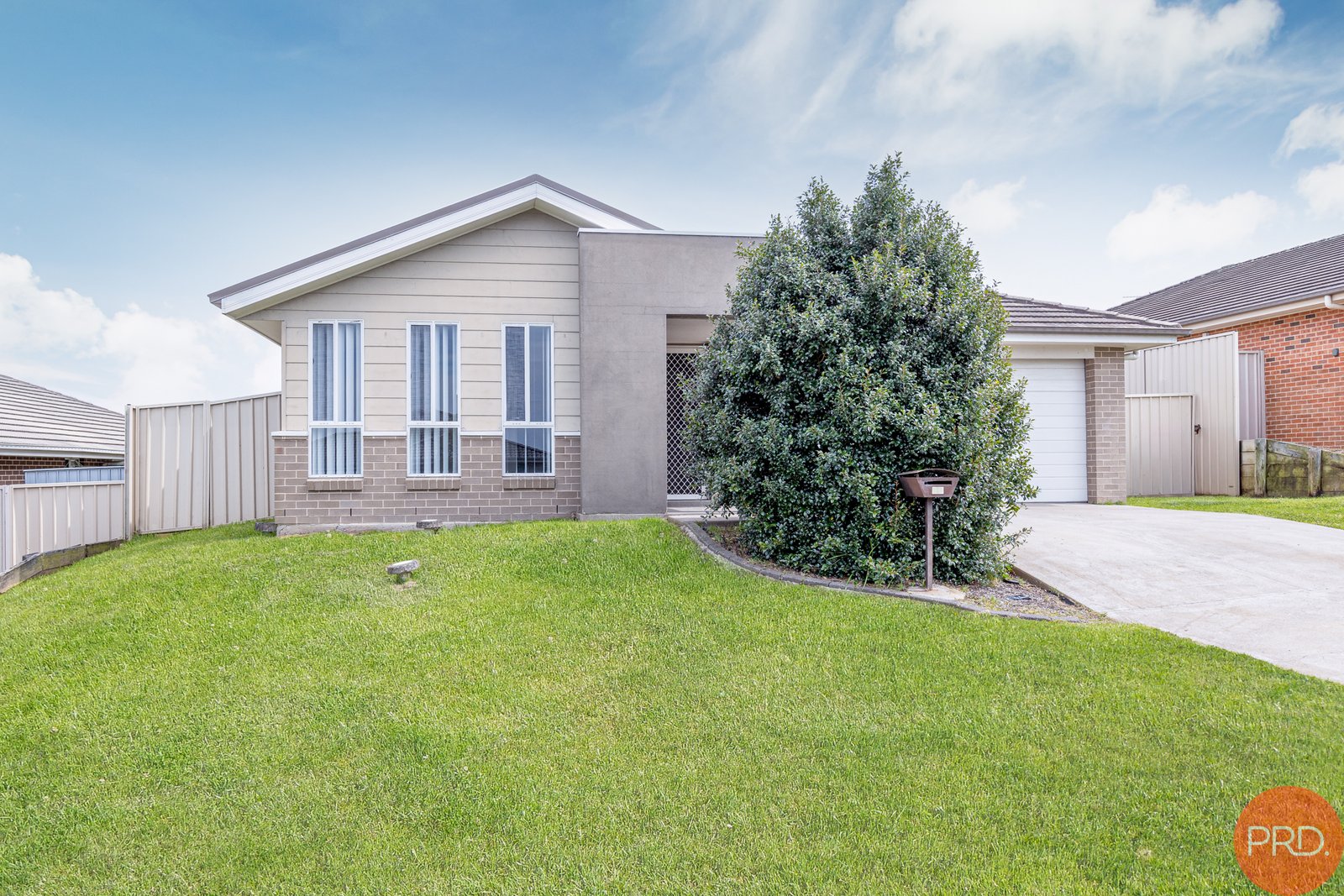 10 Campden Street THORNTON 26