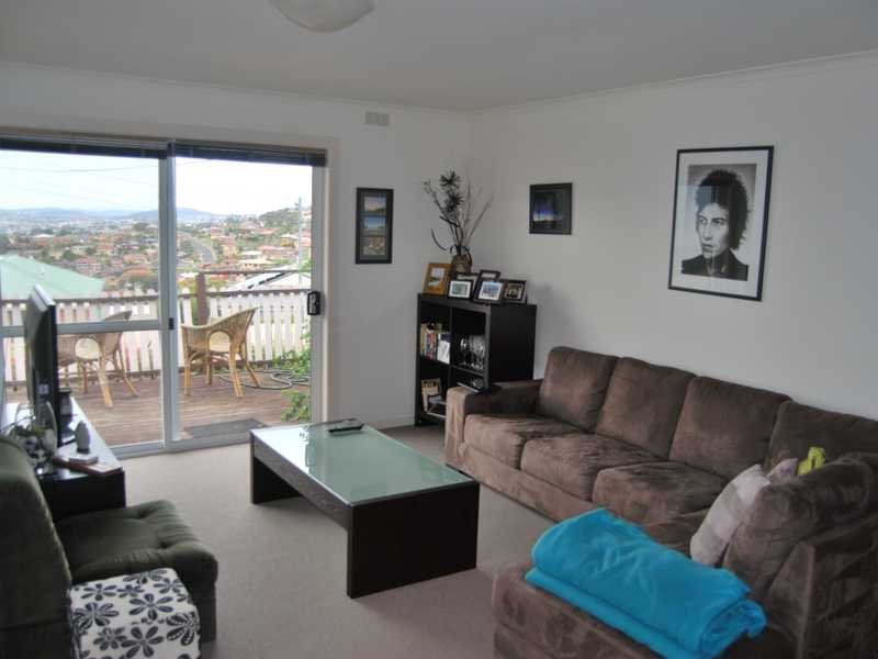 10 Carcoola Street CHIGWELL 2