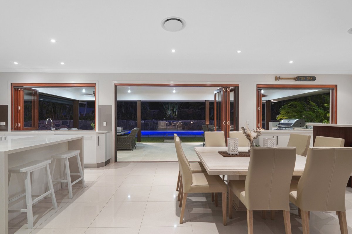 10 Carl Lentz Court Worongary 12