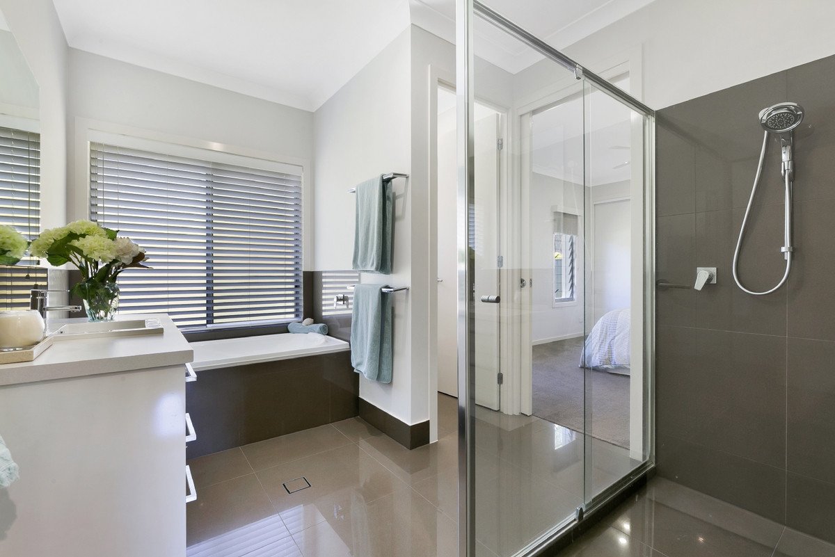 10 Carl Lentz Court Worongary 27