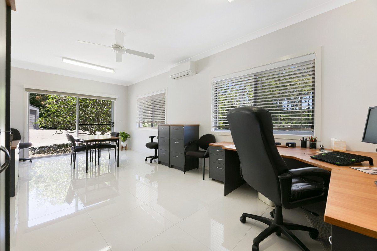 10 Carl Lentz Court Worongary 31